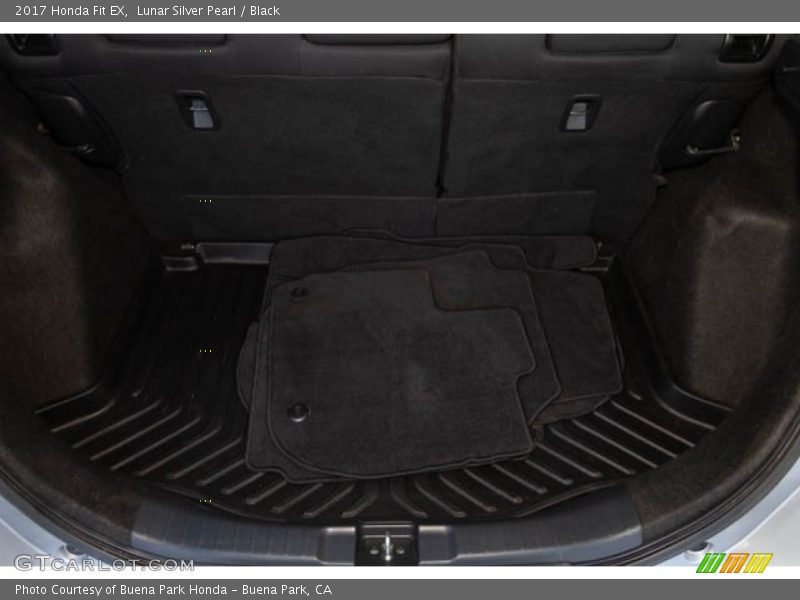 Lunar Silver Pearl / Black 2017 Honda Fit EX