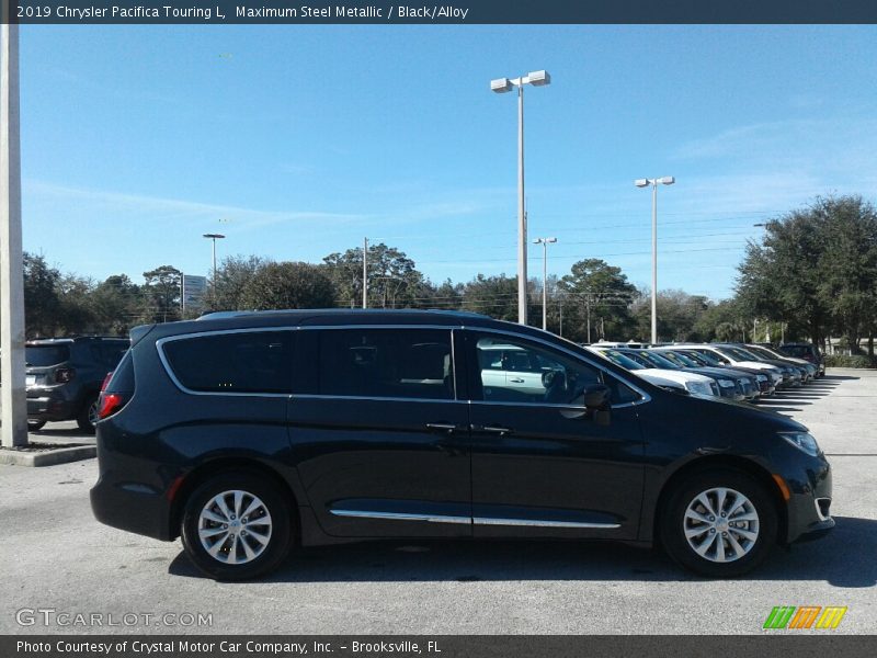 Maximum Steel Metallic / Black/Alloy 2019 Chrysler Pacifica Touring L