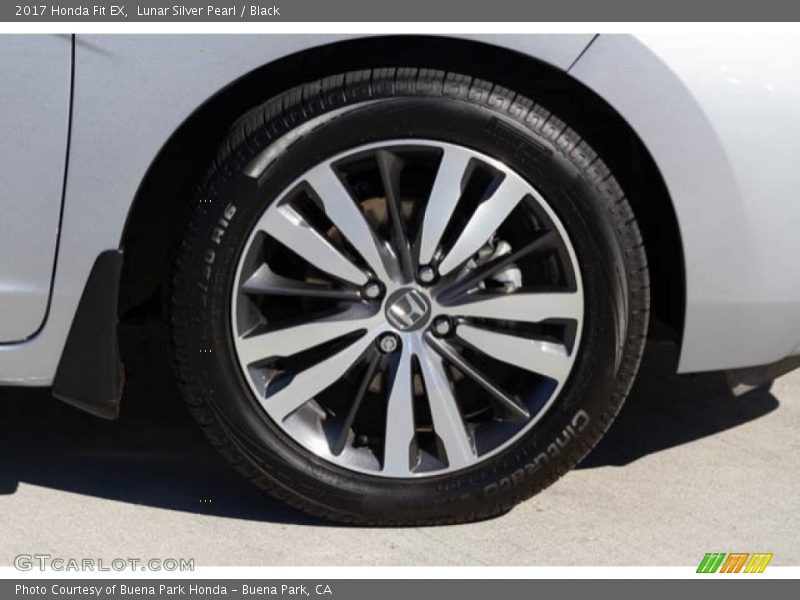 Lunar Silver Pearl / Black 2017 Honda Fit EX