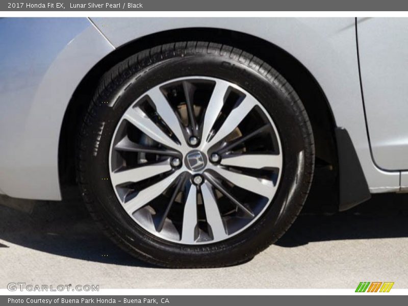 Lunar Silver Pearl / Black 2017 Honda Fit EX