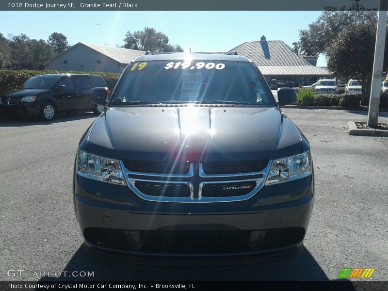 Granite Pearl / Black 2018 Dodge Journey SE