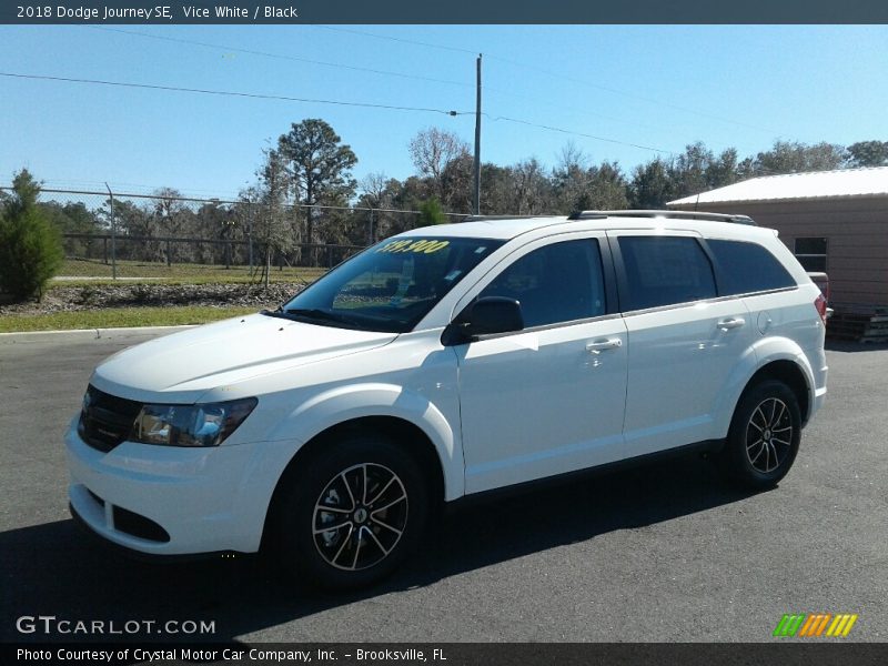 Vice White / Black 2018 Dodge Journey SE