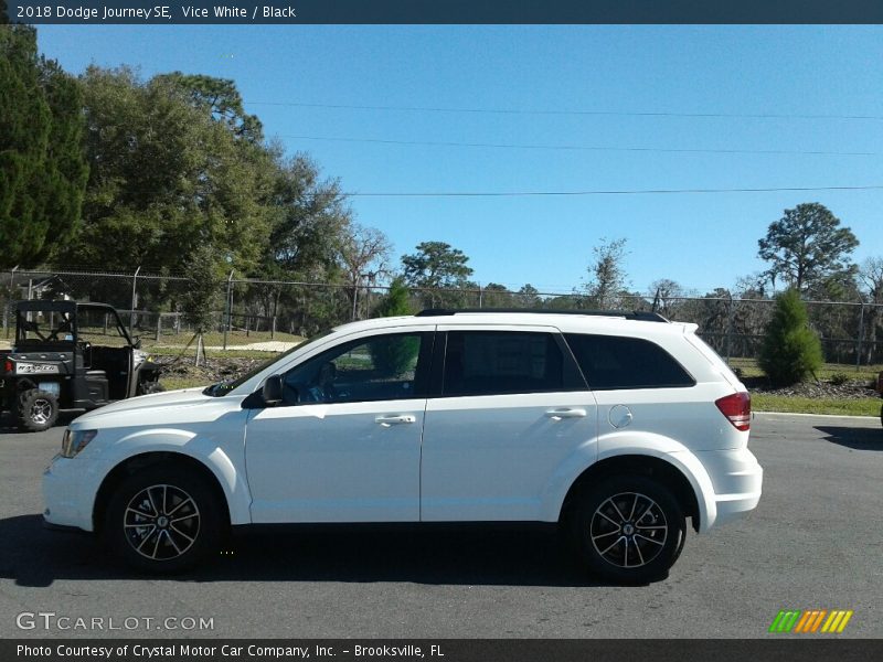 Vice White / Black 2018 Dodge Journey SE