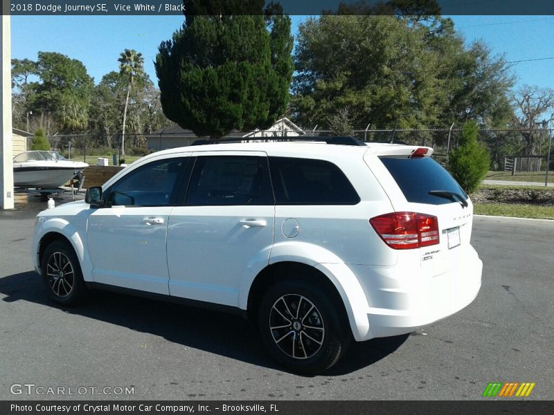 Vice White / Black 2018 Dodge Journey SE