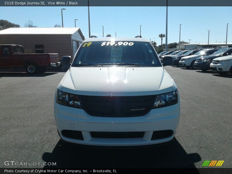 Vice White / Black 2018 Dodge Journey SE