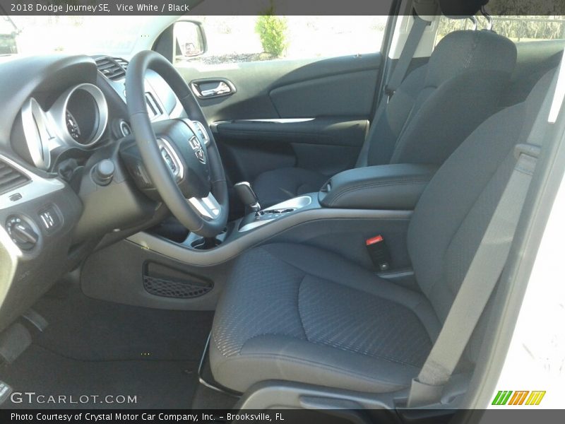 Vice White / Black 2018 Dodge Journey SE