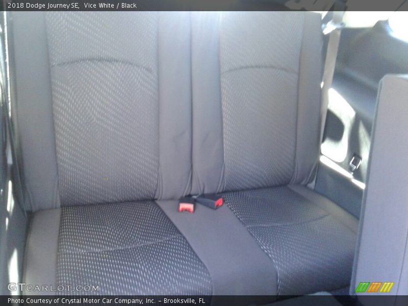 Vice White / Black 2018 Dodge Journey SE
