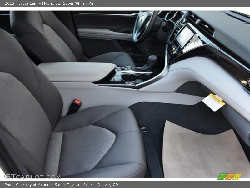 Super White / Ash 2019 Toyota Camry Hybrid LE