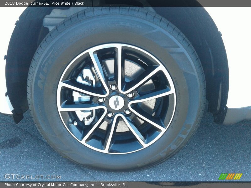 Vice White / Black 2018 Dodge Journey SE