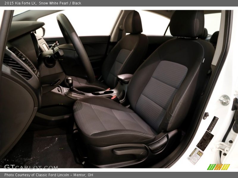 Snow White Pearl / Black 2015 Kia Forte LX
