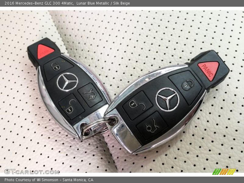 Lunar Blue Metallic / Silk Beige 2016 Mercedes-Benz GLC 300 4Matic