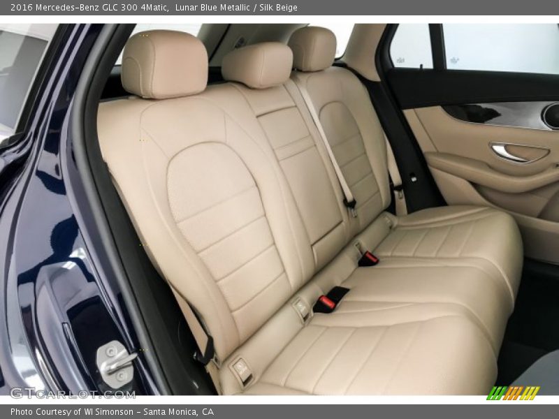 Lunar Blue Metallic / Silk Beige 2016 Mercedes-Benz GLC 300 4Matic