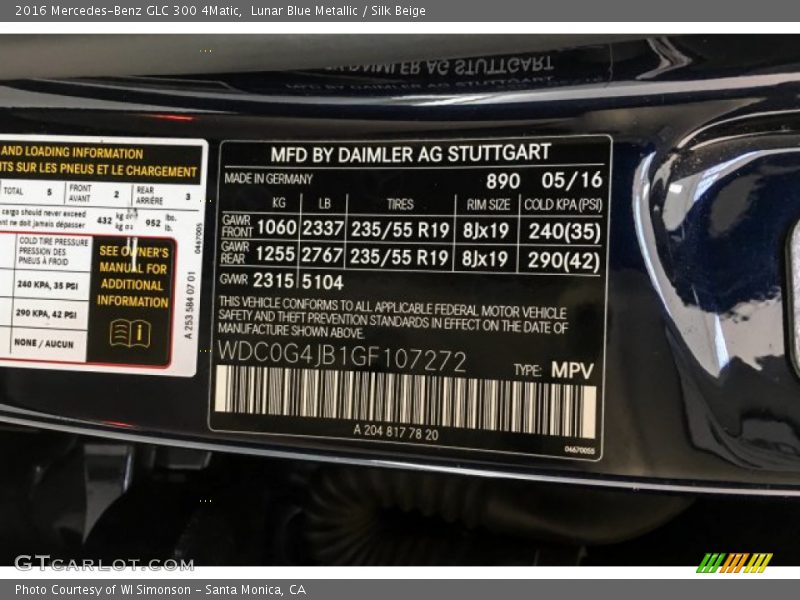 Lunar Blue Metallic / Silk Beige 2016 Mercedes-Benz GLC 300 4Matic