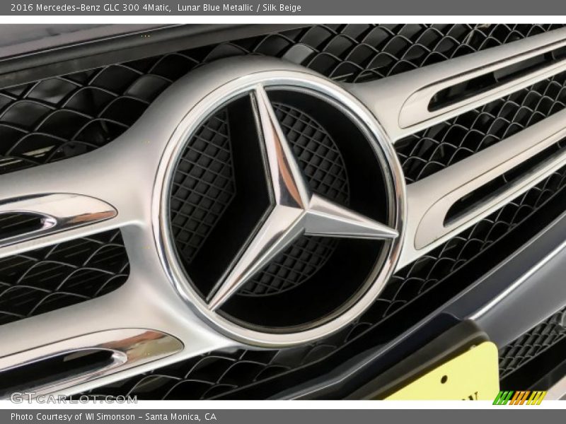 Lunar Blue Metallic / Silk Beige 2016 Mercedes-Benz GLC 300 4Matic