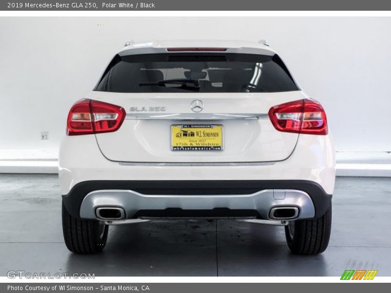 Polar White / Black 2019 Mercedes-Benz GLA 250
