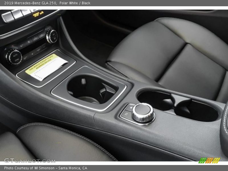 Polar White / Black 2019 Mercedes-Benz GLA 250
