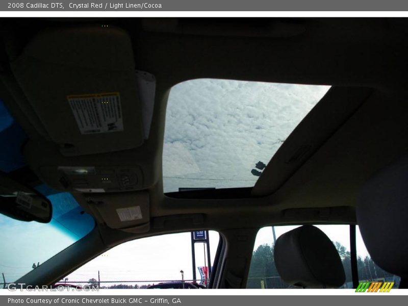 Crystal Red / Light Linen/Cocoa 2008 Cadillac DTS