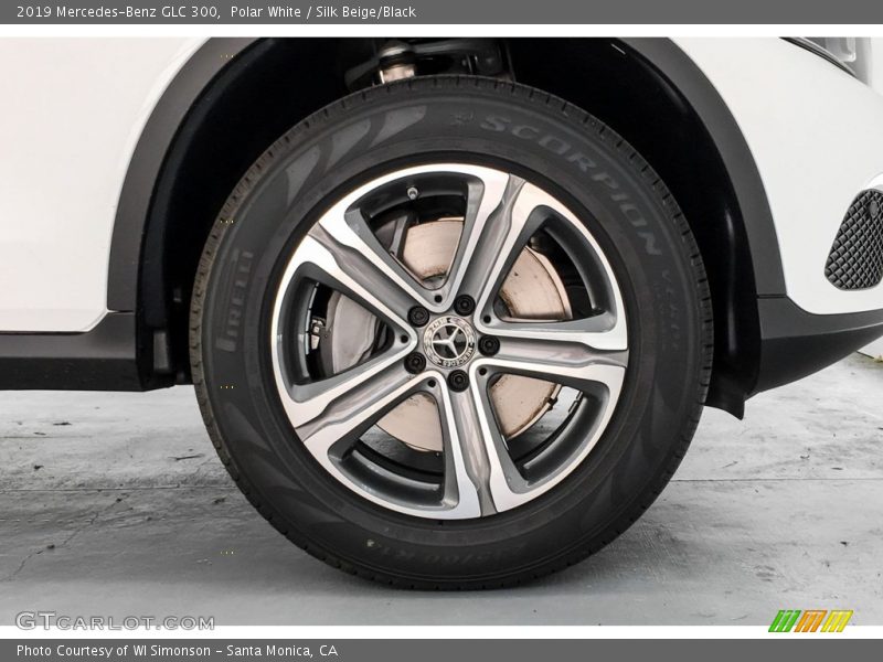 Polar White / Silk Beige/Black 2019 Mercedes-Benz GLC 300