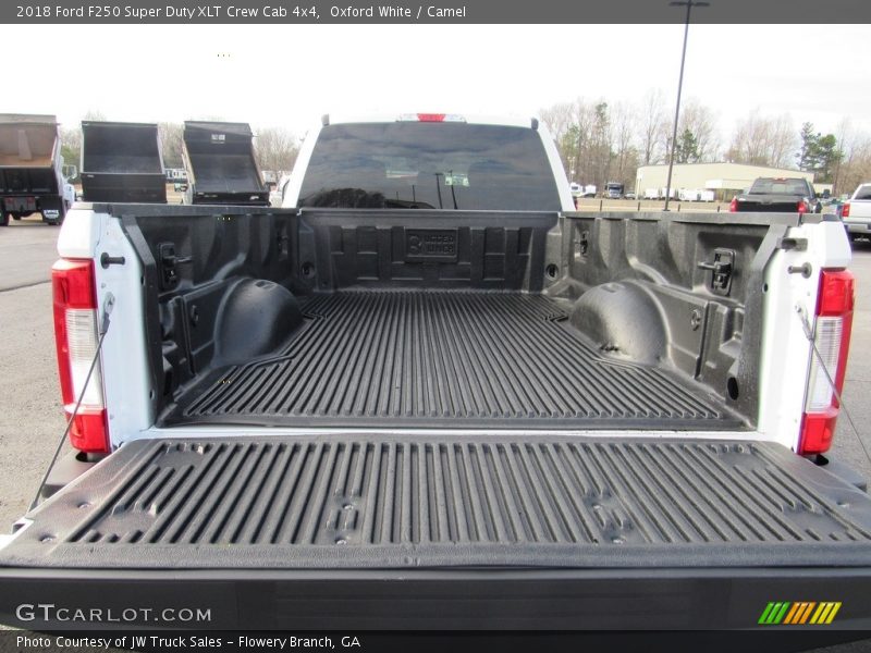 Oxford White / Camel 2018 Ford F250 Super Duty XLT Crew Cab 4x4