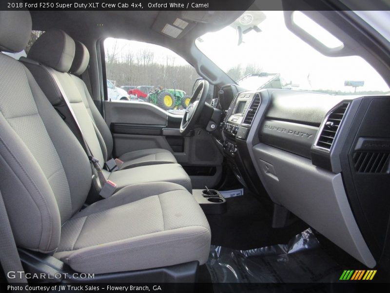 Oxford White / Camel 2018 Ford F250 Super Duty XLT Crew Cab 4x4