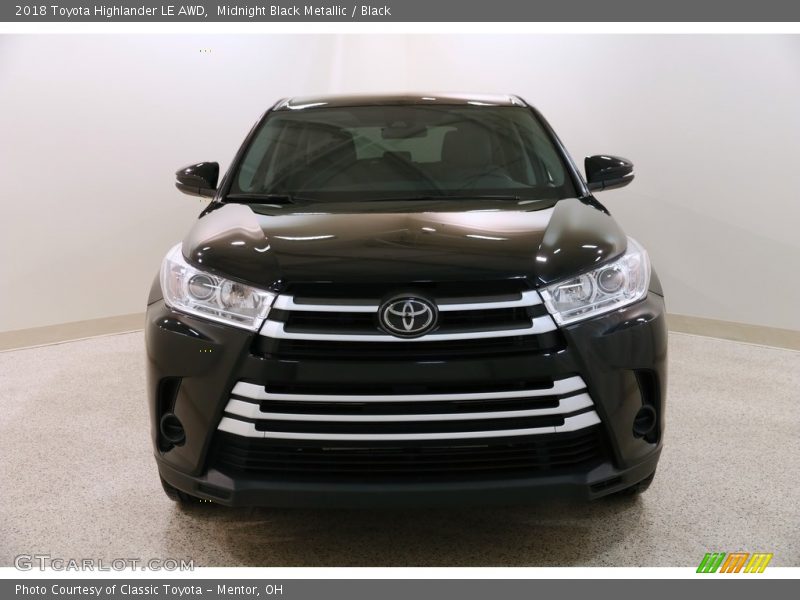 Midnight Black Metallic / Black 2018 Toyota Highlander LE AWD