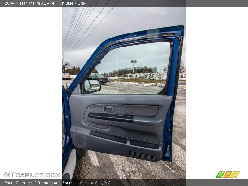 Just Blue / Gray 2004 Nissan Xterra XE 4x4