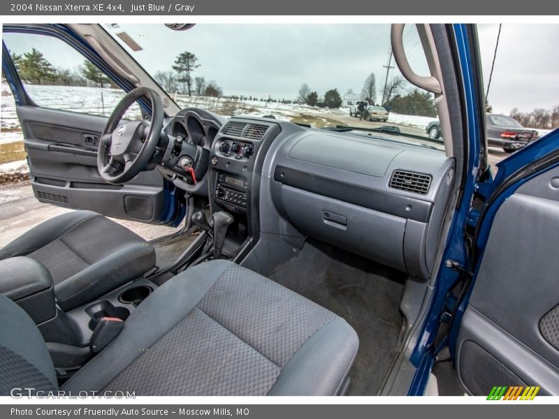 Just Blue / Gray 2004 Nissan Xterra XE 4x4