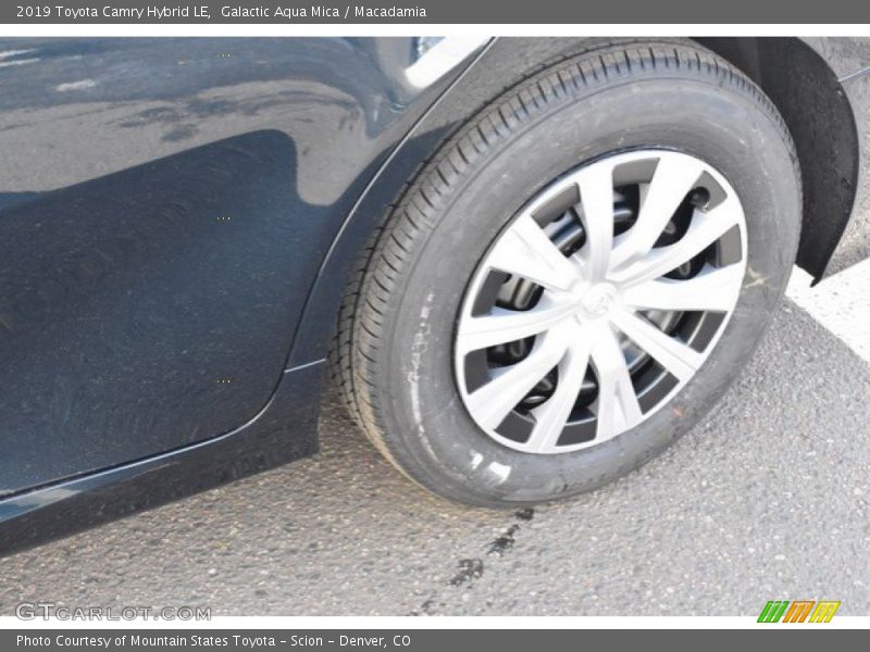 Galactic Aqua Mica / Macadamia 2019 Toyota Camry Hybrid LE