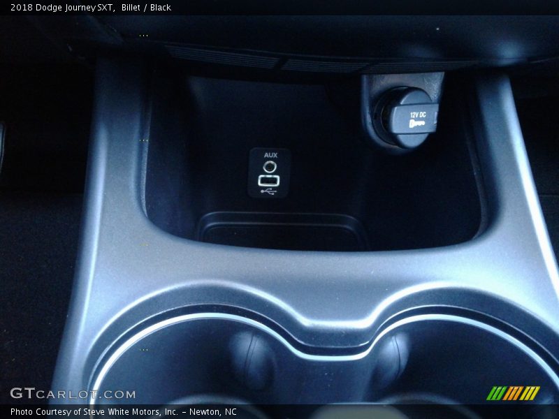 Billet / Black 2018 Dodge Journey SXT