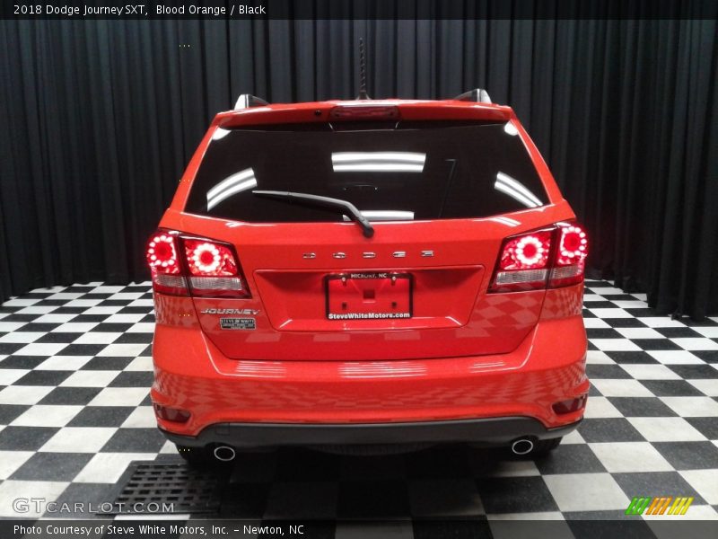 Blood Orange / Black 2018 Dodge Journey SXT