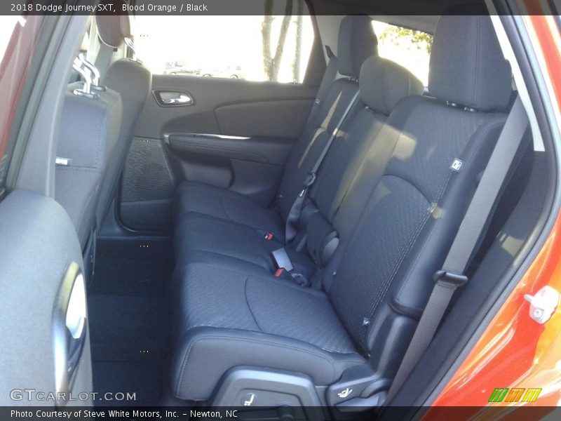 Blood Orange / Black 2018 Dodge Journey SXT