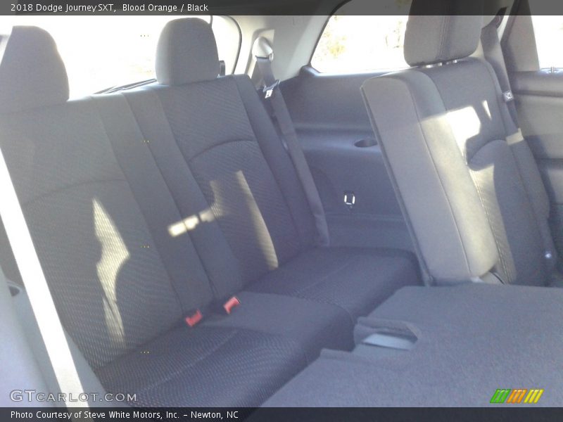 Blood Orange / Black 2018 Dodge Journey SXT