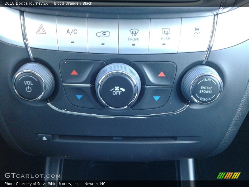 Blood Orange / Black 2018 Dodge Journey SXT