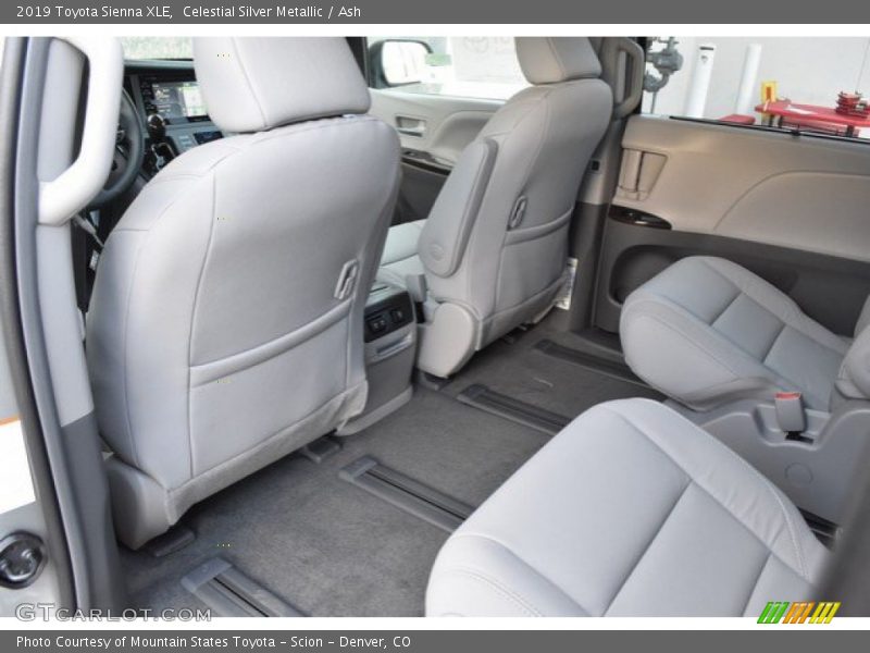 Celestial Silver Metallic / Ash 2019 Toyota Sienna XLE