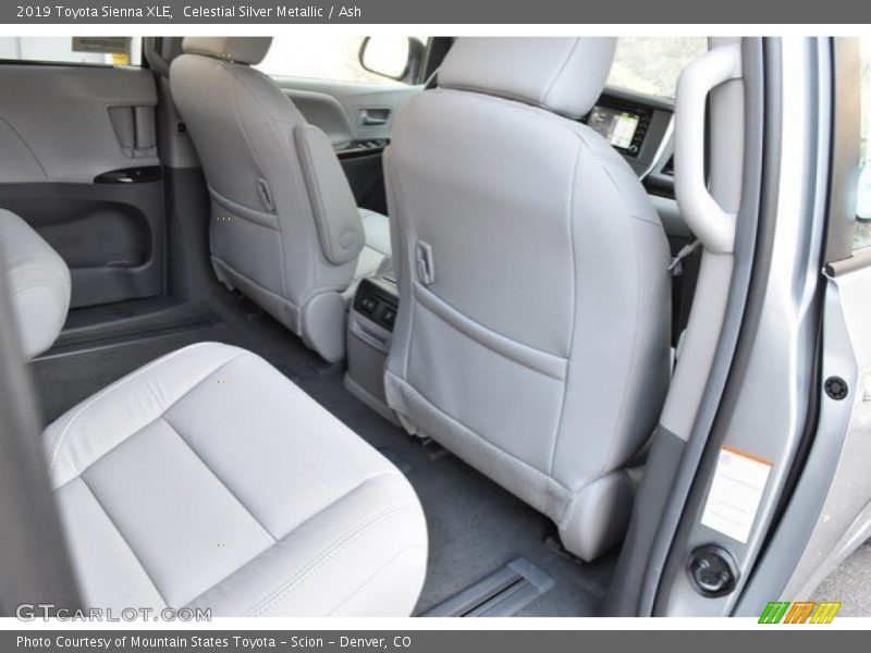 Celestial Silver Metallic / Ash 2019 Toyota Sienna XLE