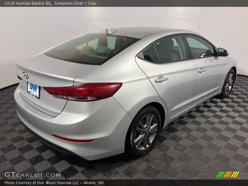 Symphony Silver / Gray 2018 Hyundai Elantra SEL