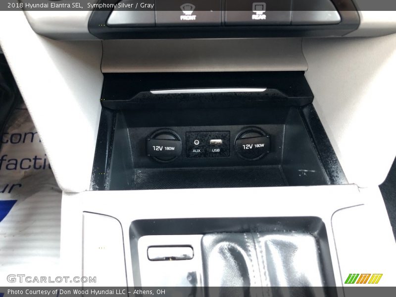 Symphony Silver / Gray 2018 Hyundai Elantra SEL