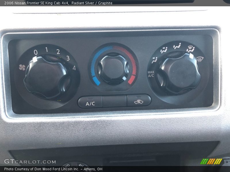 Radiant Silver / Graphite 2006 Nissan Frontier SE King Cab 4x4