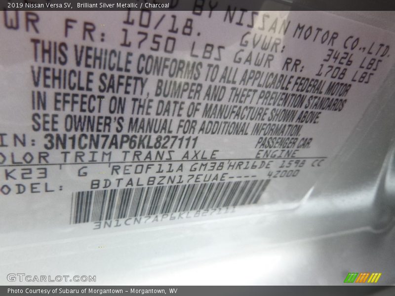 Brilliant Silver Metallic / Charcoal 2019 Nissan Versa SV