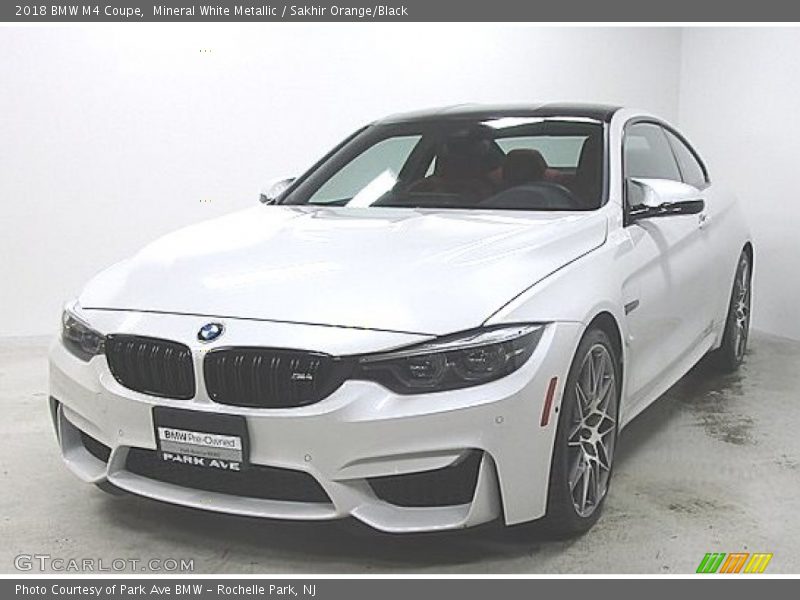 Mineral White Metallic / Sakhir Orange/Black 2018 BMW M4 Coupe