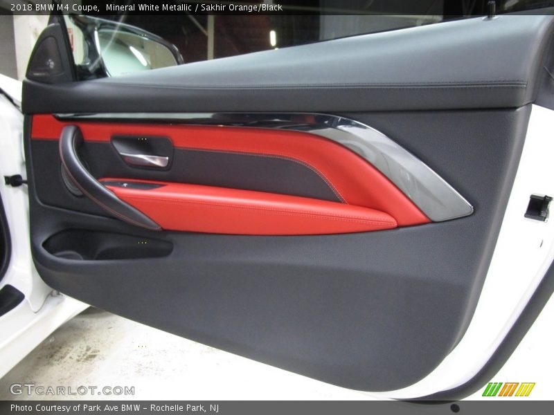 Mineral White Metallic / Sakhir Orange/Black 2018 BMW M4 Coupe