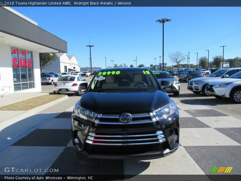 Midnight Black Metallic / Almond 2018 Toyota Highlander Limited AWD