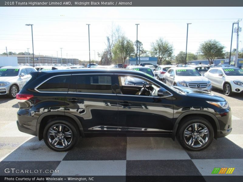 Midnight Black Metallic / Almond 2018 Toyota Highlander Limited AWD