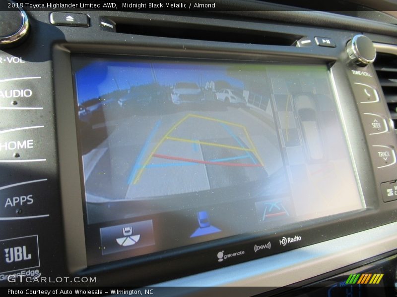 Midnight Black Metallic / Almond 2018 Toyota Highlander Limited AWD