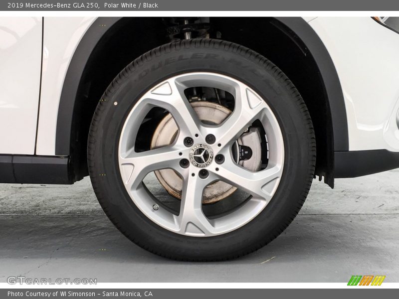 Polar White / Black 2019 Mercedes-Benz GLA 250