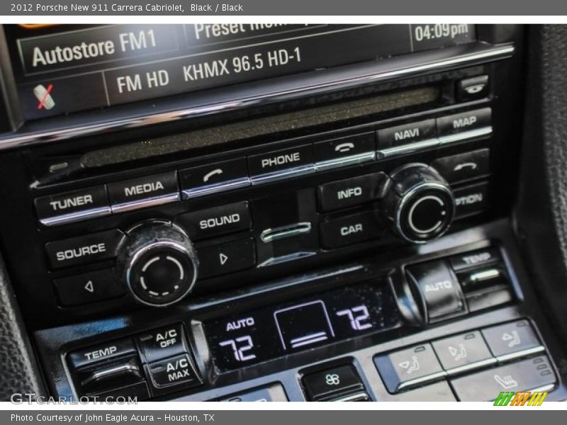 Controls of 2012 New 911 Carrera Cabriolet