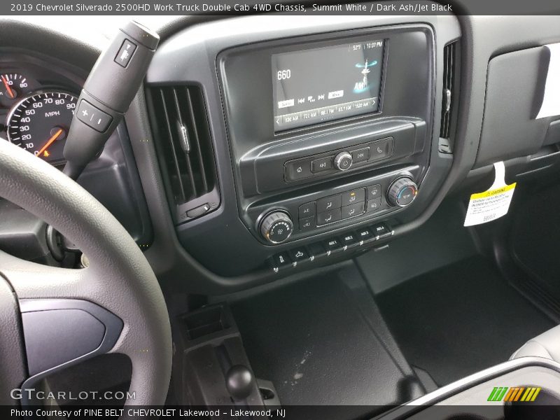 Summit White / Dark Ash/Jet Black 2019 Chevrolet Silverado 2500HD Work Truck Double Cab 4WD Chassis