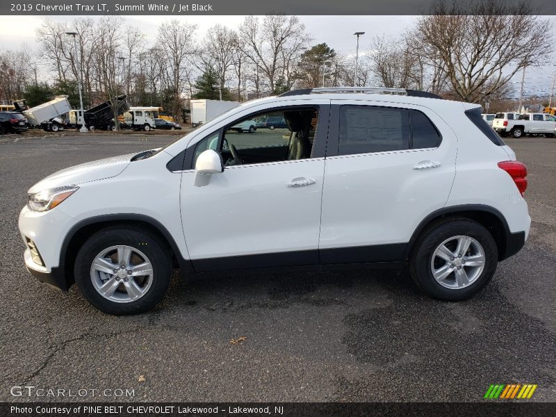 Summit White / Jet Black 2019 Chevrolet Trax LT
