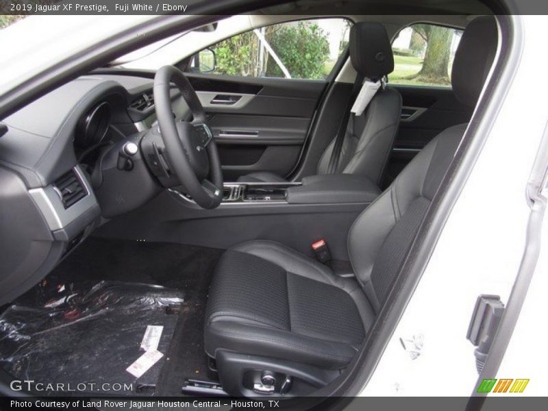 Fuji White / Ebony 2019 Jaguar XF Prestige