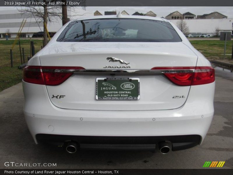 Fuji White / Ebony 2019 Jaguar XF Prestige